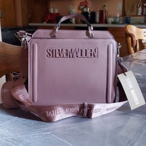 VIRAL STEVE MADDEN BEVELYN BAG